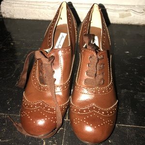 COPY - Vintage Brown Heels